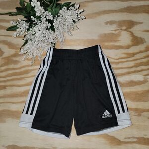 ‎Adidas Shorts